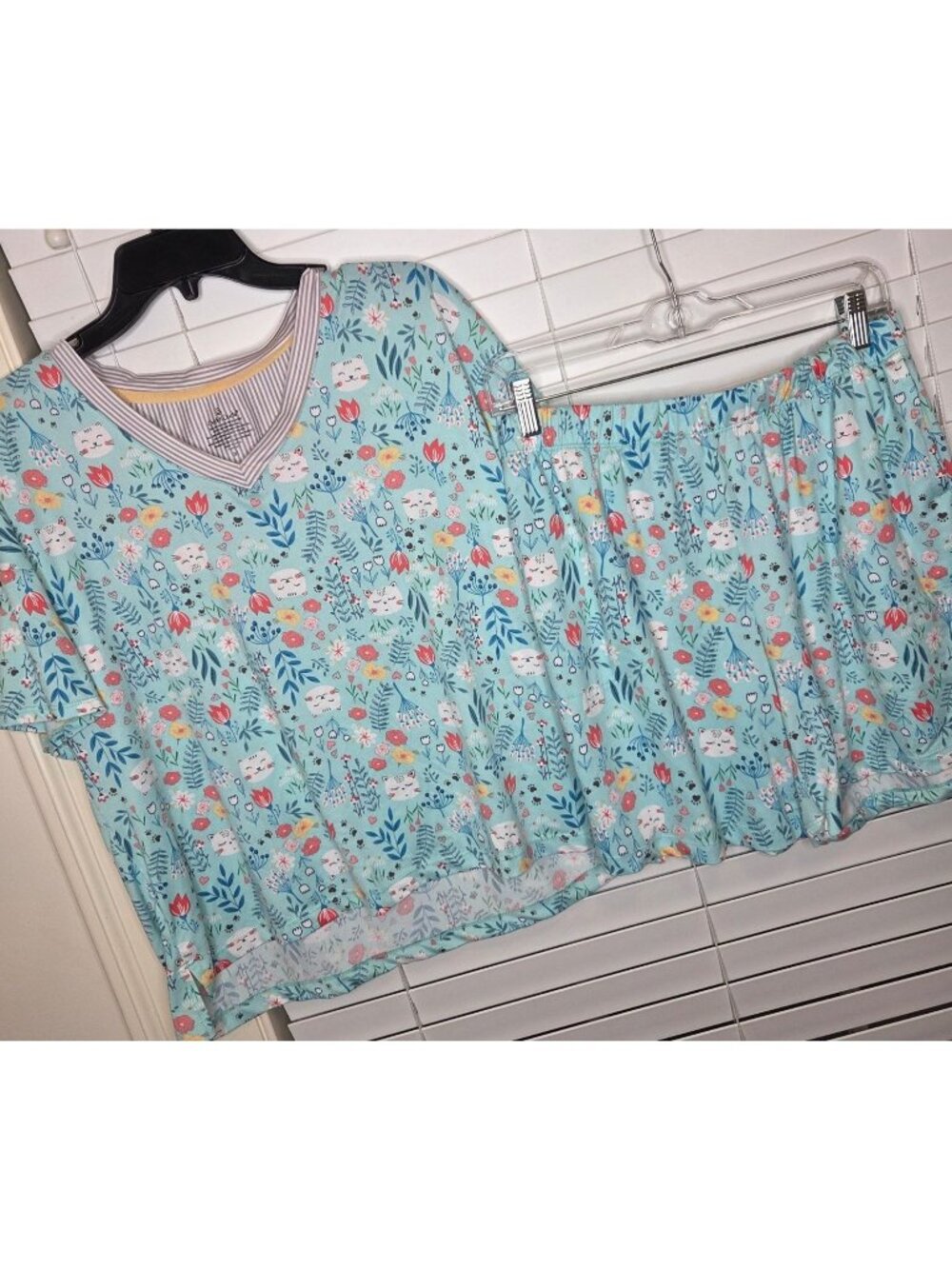 Cuddl Duds CATS Womens Short Sleeve Pajama Set Floral Print Blue M Soft Cozy